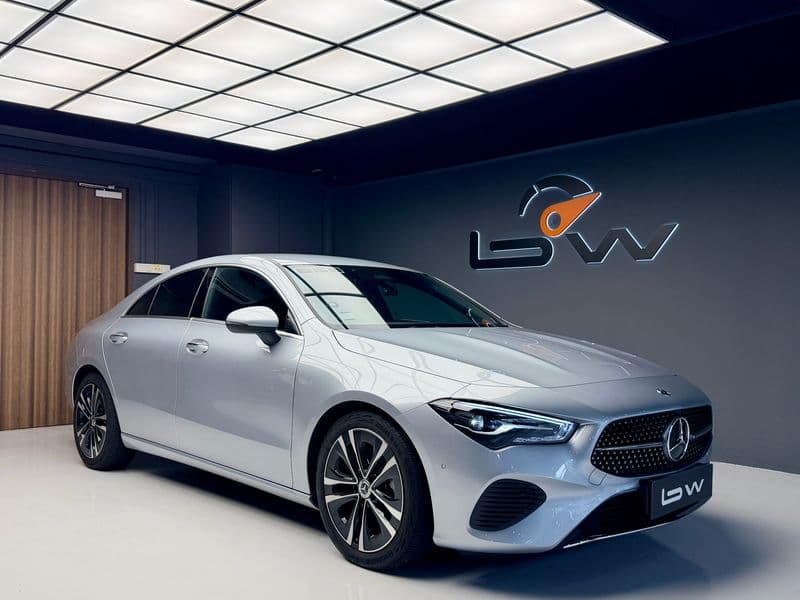 Mercedes-Benz CLA-Class photo 1